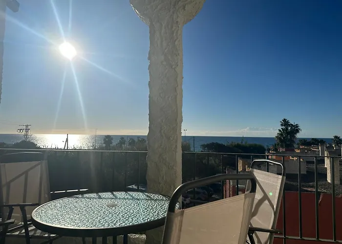 Sunstay Relax Rio Marina * Нерха